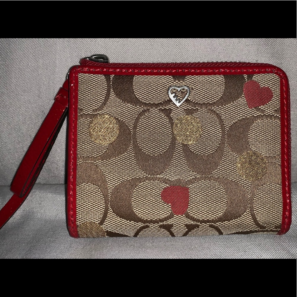 Coach Poppy Corner Zip Wallet Red ❤️ & Gold Dots